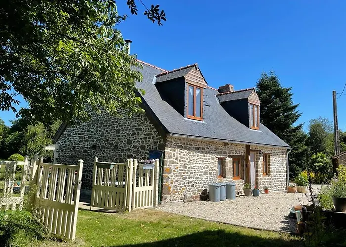 Ferienhaus In Countryside Location Céaucé